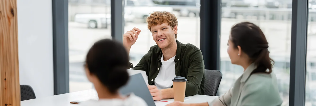 Visage marqué avant un rendez-vous clé : comment préparer la peau la veille